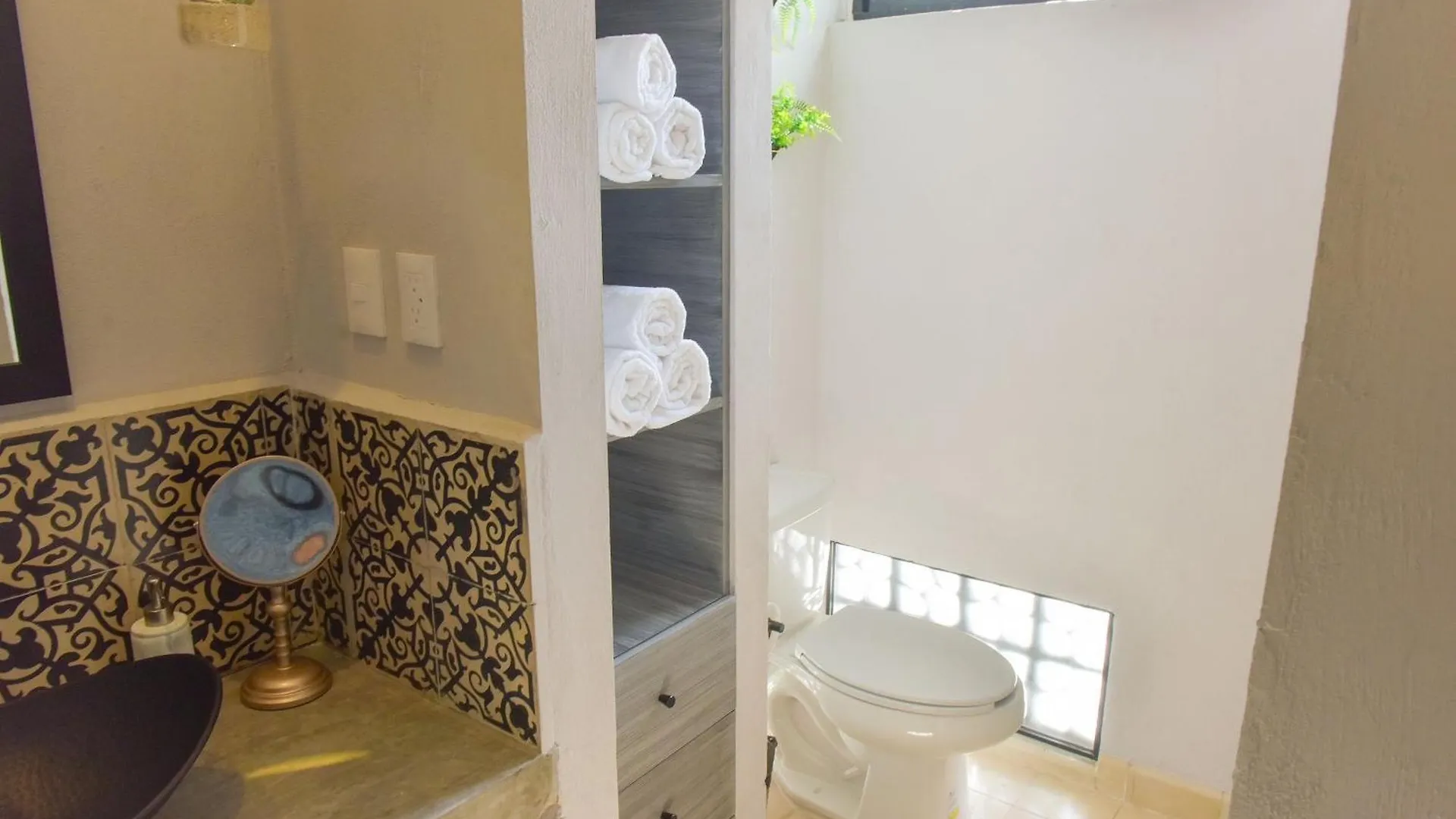 Boox Nah Luxury House In Downtown Merida Petkanche Holiday home