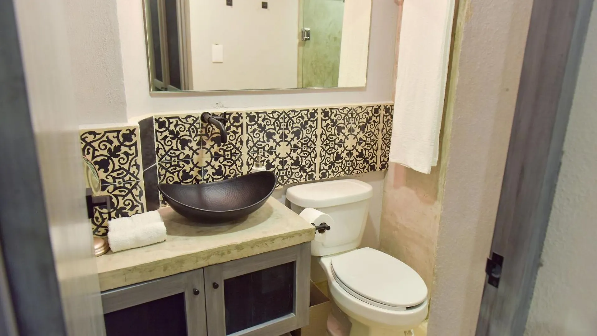 Boox Nah Luxury House In Downtown Merida Petkanche Holiday home